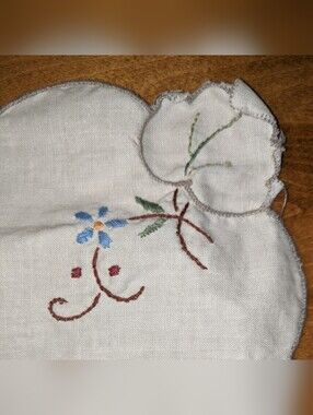 Vintage Embroidered Linen Napkins (Sets Of 4)
